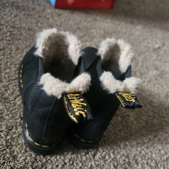Dr. Martens Black Faux Fur Chelsea Boots - Picture 4 of 6